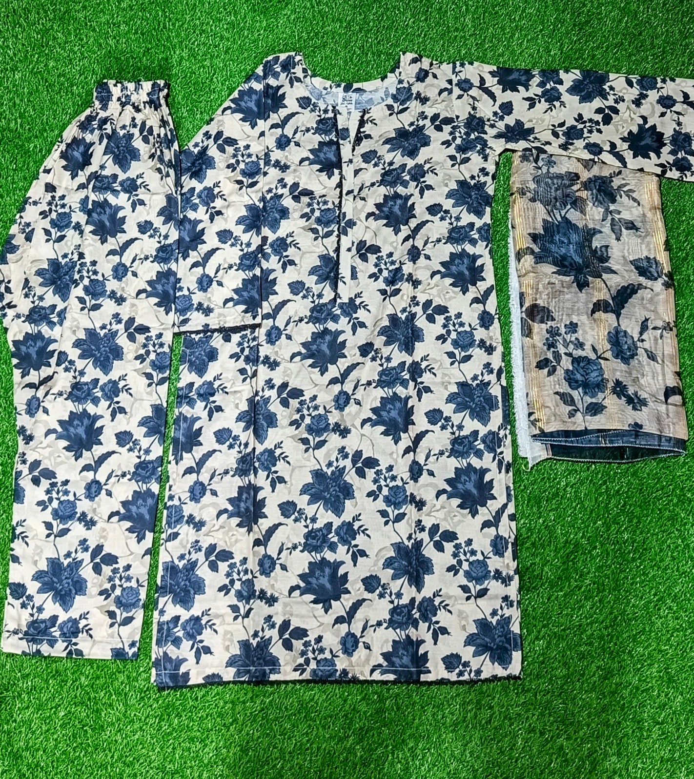 Stitched Swiss Lawn 3 Piece with Diamond Duppata & Trauser